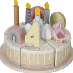 Gâteau d'anniversaire rose