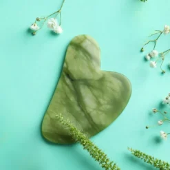 Guasha jade vert + masque yeux relaxant