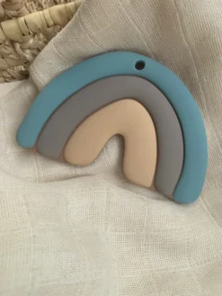 Hochet de dentition arc en ciel bleu