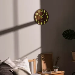 Horloge murale dorée chiffres romains température lcd Noir