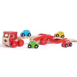 Jouet de camion transporteur en bois