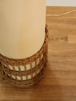 Julien, le lampadaire fin en rotin n°149