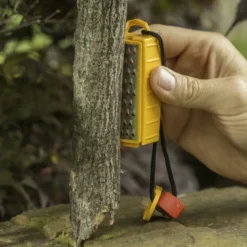 Kit de survie compact 3-en-1 râpe allume-feu affûteur pour activités outdoor