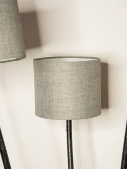 Lampadaire tripode en métal n°228