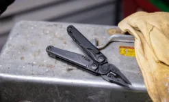 Leatherman surge® noir 21 outils en 1
