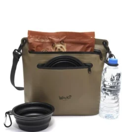 Le sac à nourriture 3 en 1 waterproof : 2 gamelles et porte-clés en silicone