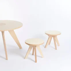 Lot de 2 tabourets en bois