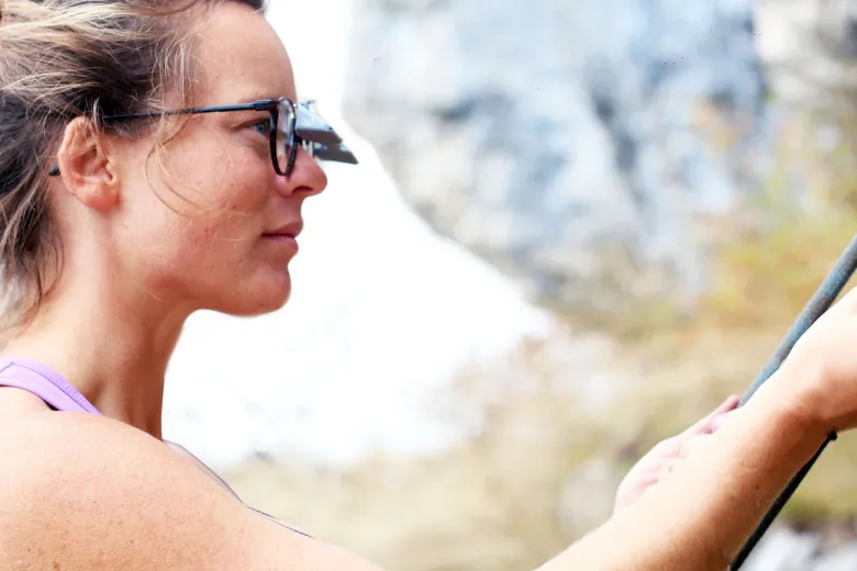Lunettes d’assurage escalade clip up – compatibles lunettes de vue soleil