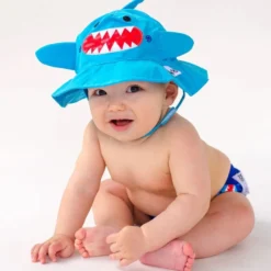 Maillot et chapeau requin (6-12m)