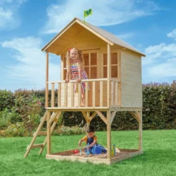 Maisonnette cabane sur pilotis