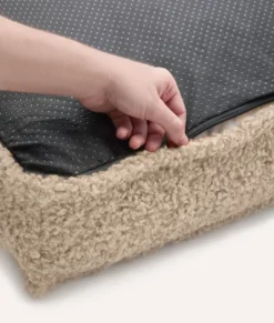 Matelas en effet bouclette l - beige