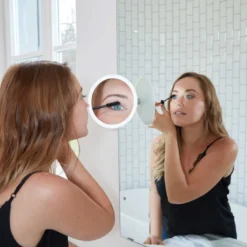 Miroir ventouse led effet grossissant x5