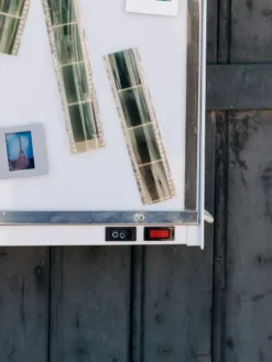 Nour, le négatoscope électrique n°54