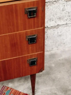 Olga, la commode en bois n°50