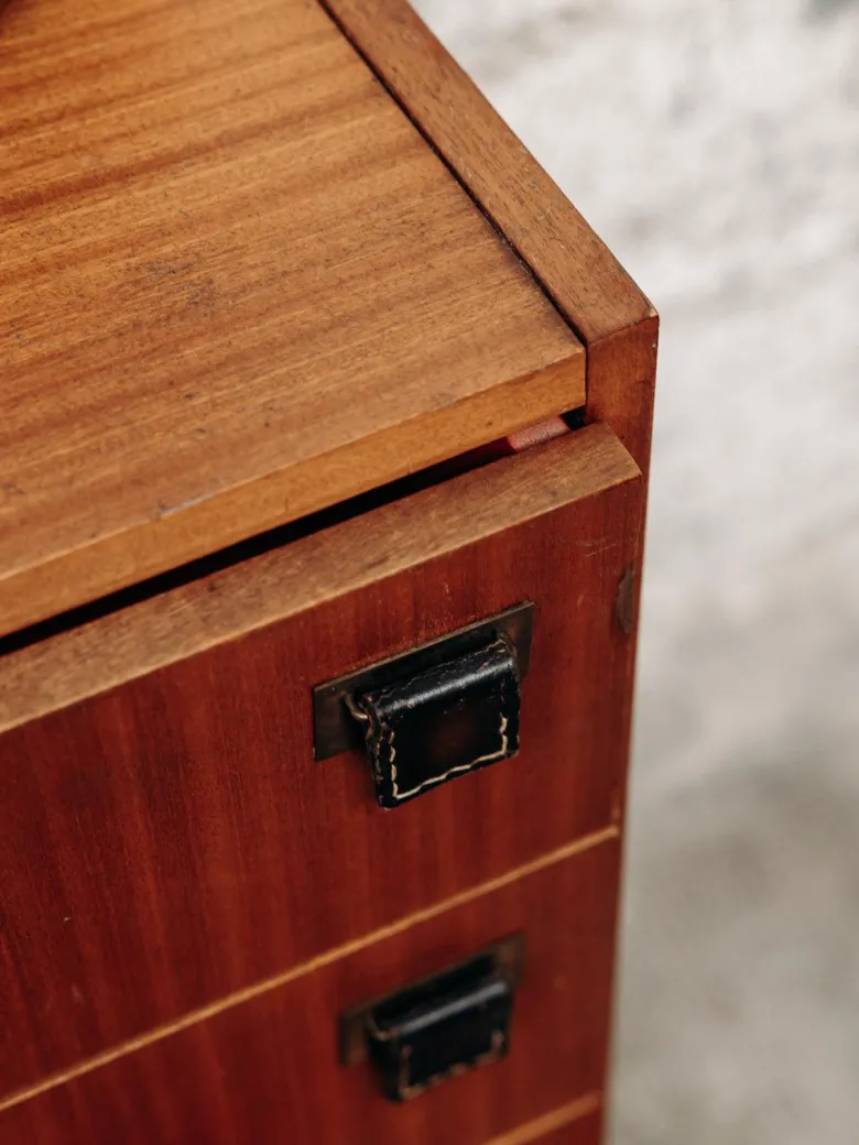 Olga, la commode en bois n°50