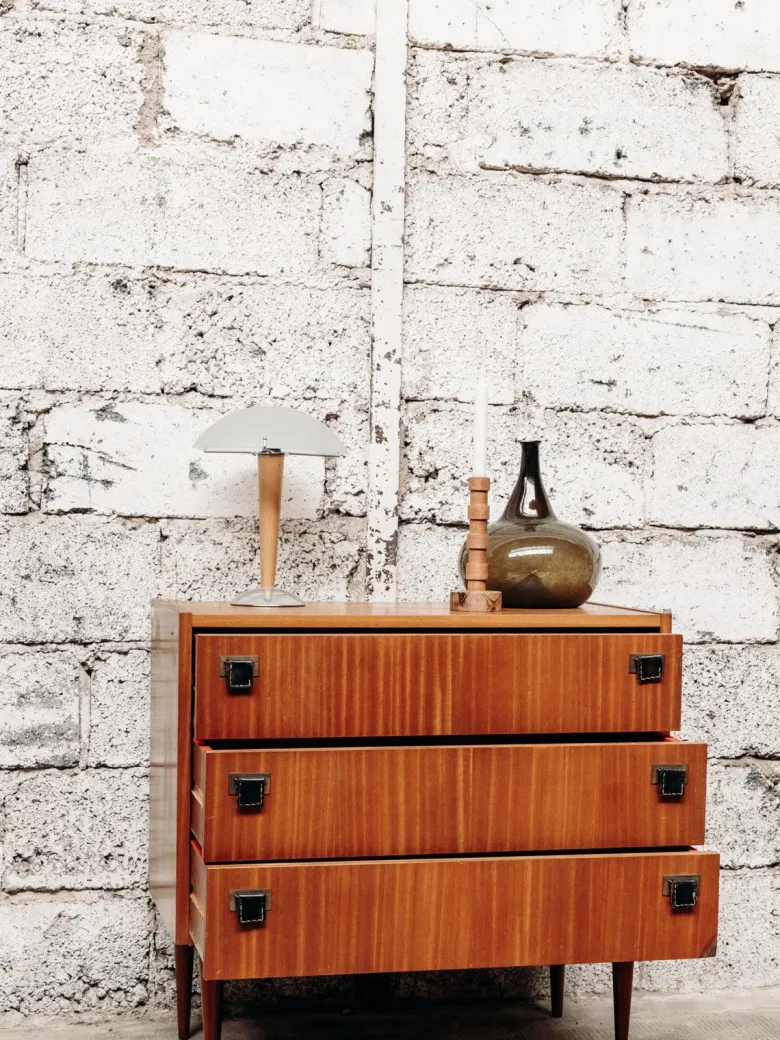 Olga, la commode en bois n°50