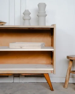 Olga, la commode à étagères n°472