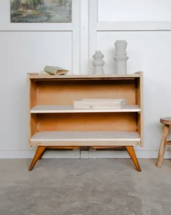 Olga, la commode à étagères n°472