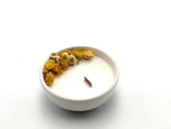Petite bougie fleurs séchées vanille épicée