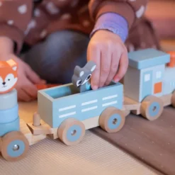 Petit train rayé animaux du zoo Gris