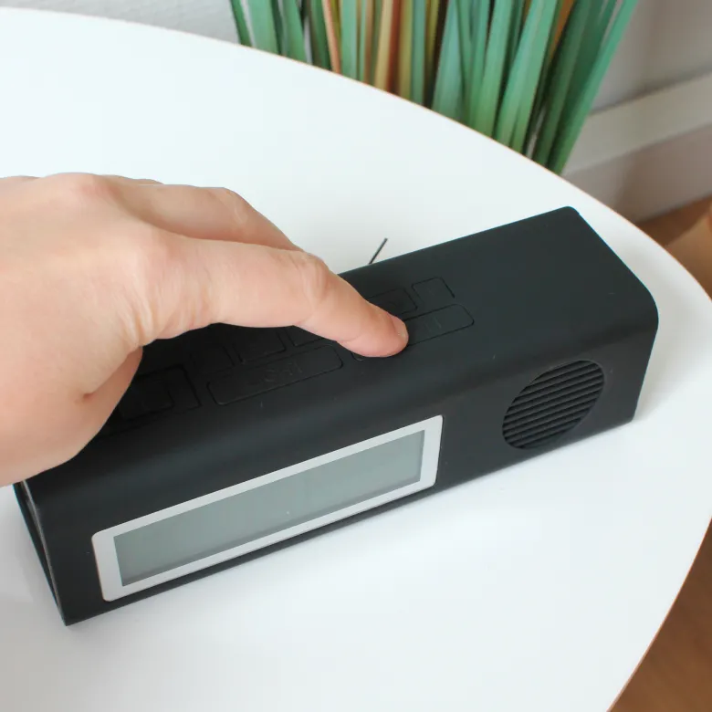 Radio réveil torche led compacte - 9 sons et fonctions pratiques