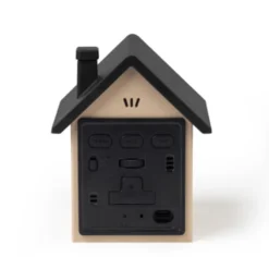 Réveil digital maison aspect bois