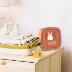 Réveil et veilleuse billy clock chocolat pour enfant - mob