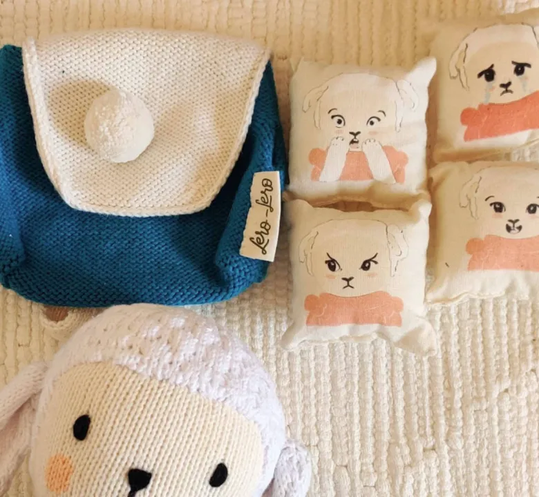 Sac aux emotions mouton bleu