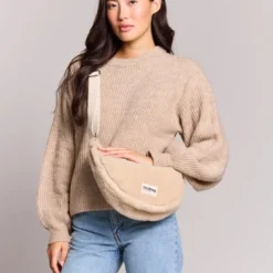 Sac demi-lune Andrea en polyester recyclé Hindbag