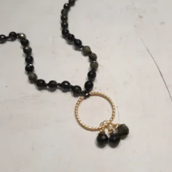 Sautoir mala obsidienne dorée