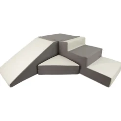 Set de 4 blocs en mousse pour le jeu...