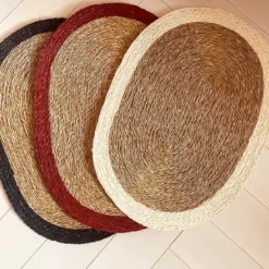 Set de table ovale naturel et rouge 45 x 32 cm