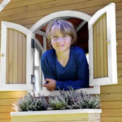 Stef maisonnette sur pilotis en bois br
