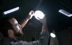 Système solaire autonome biolite solarhome 625 – éclairage multi-pièces, & radio