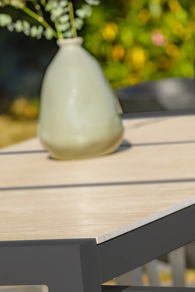 Table de jardin 6 8 places en aluminium avec plateau céramique
