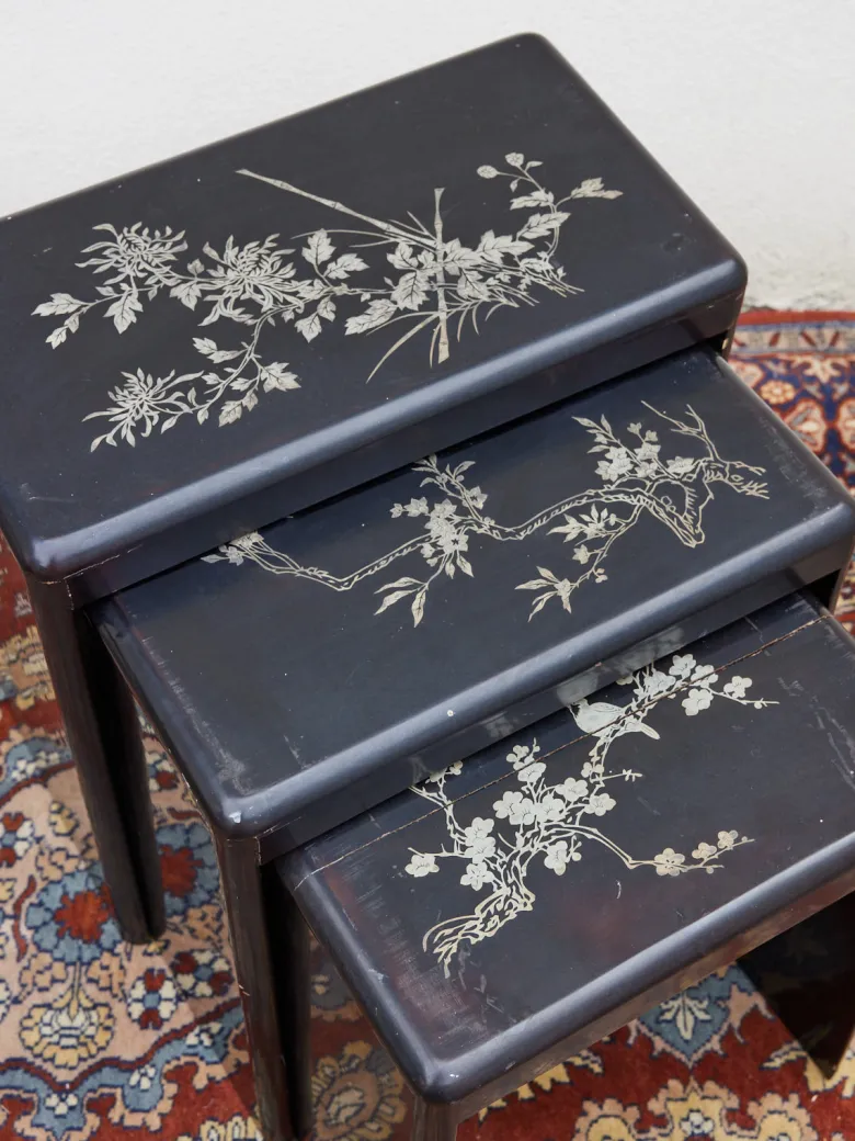 Table gigogne style japonisant n°180