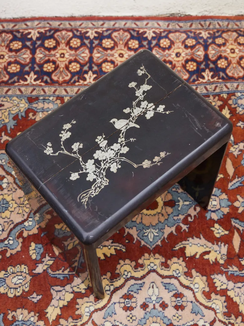 Table gigogne style japonisant n°180