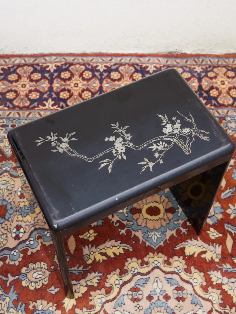 Table gigogne style japonisant n°180