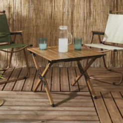 Table pliante effet bois