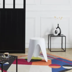 Tabouret coloris blanc