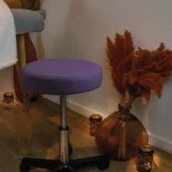 Tabouret rond à roulettes - violet