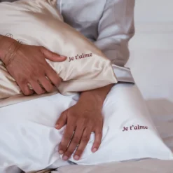 Taie d'oreiller 100% pure soie broderie - édition limitée Blanc