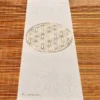 Tapis yoga chanvre fleur de vie vieil or