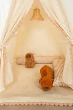 Tipi avec pompons pour enfant beige
