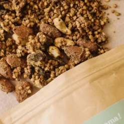 Tomato croq - granola salé