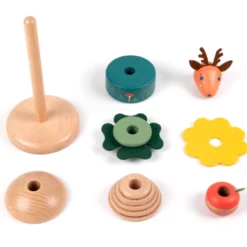 Tour à empiler le petit cerf en bois