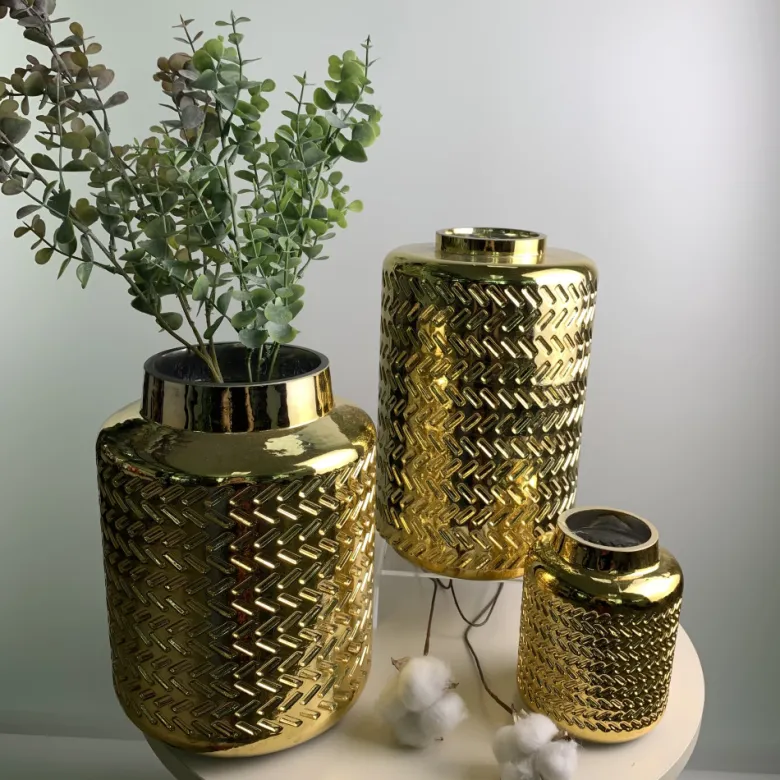 Vase doré 16 x 25 cm