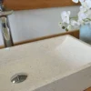 Vasque à poser en terrazzo crème, boreal