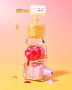 Vernis à l'eau fuchsia - fraise
